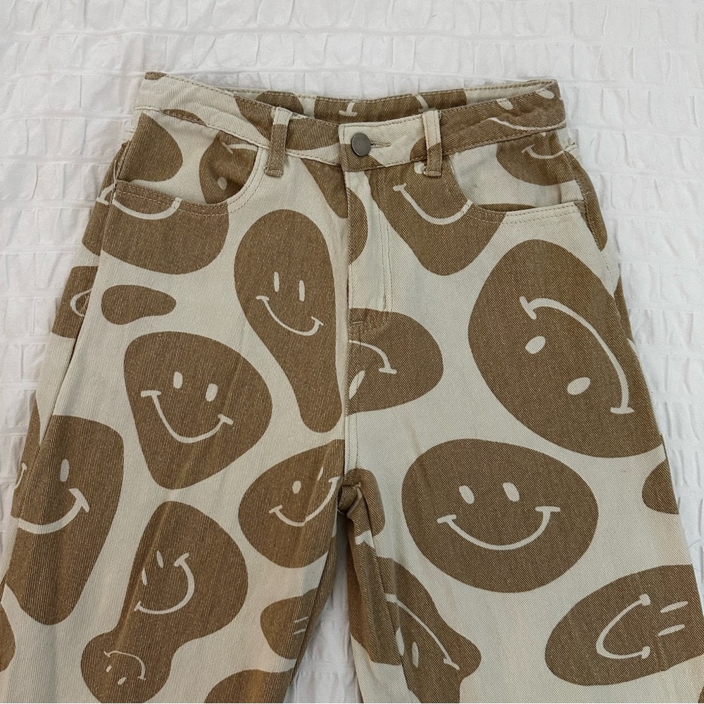 ASOS Bailey Rose Smiley Face Pants - Picture 4 of 6